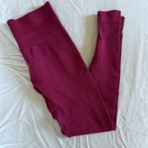 SET Active Deep Red Leggings